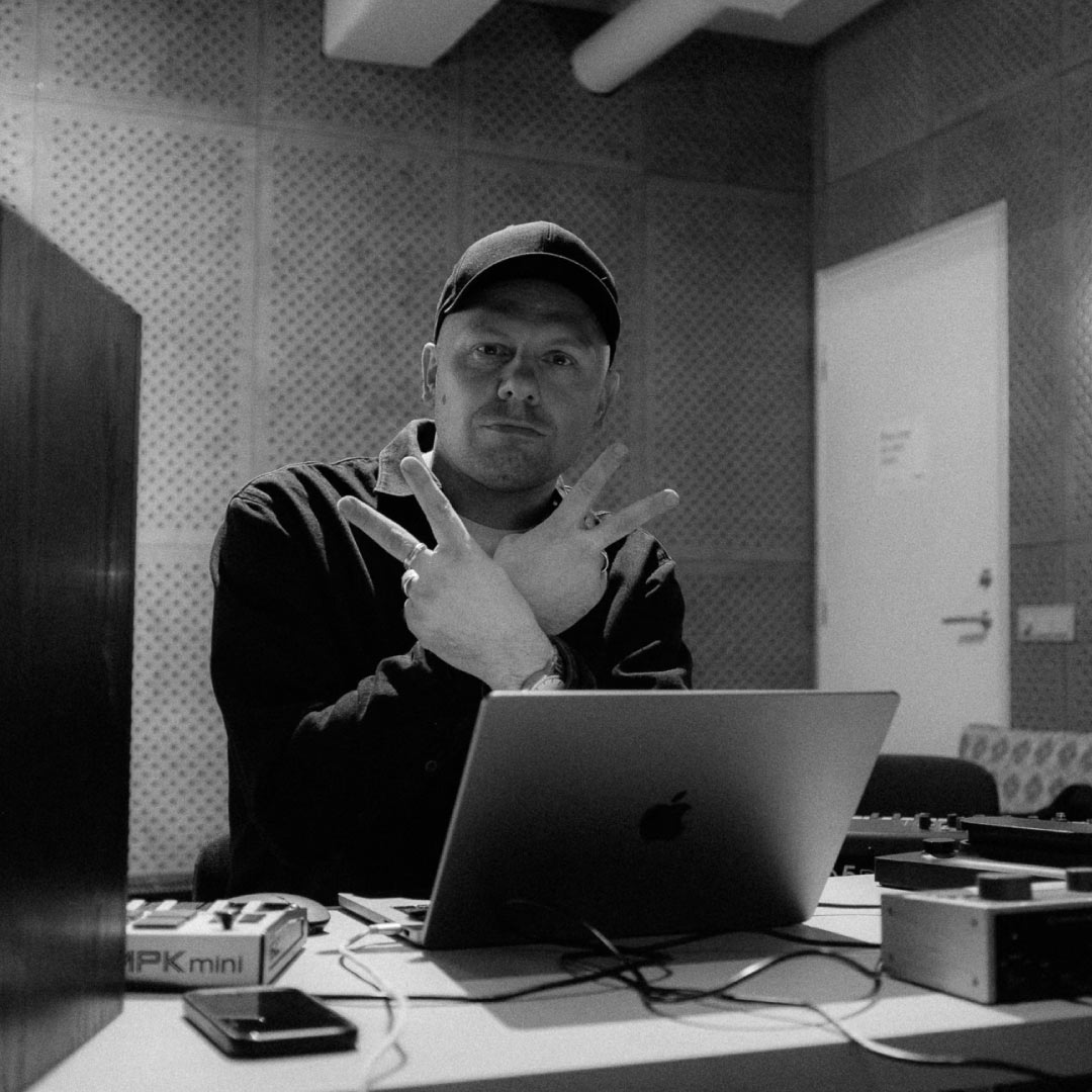 Professional Mixing Services for Artists, Labels and Producers